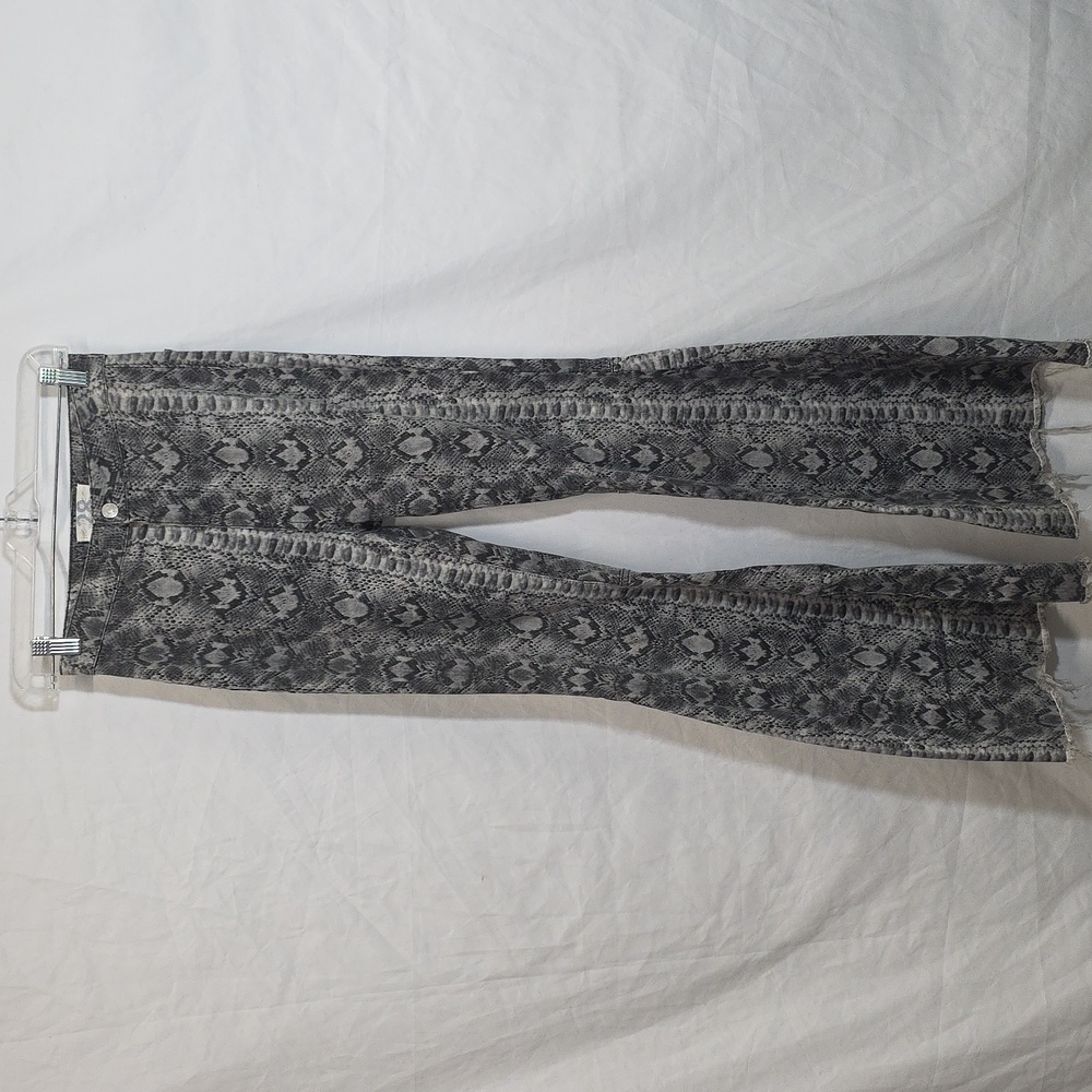 We The Free Just Foat On Snake Print  Flared Jeans Size 28